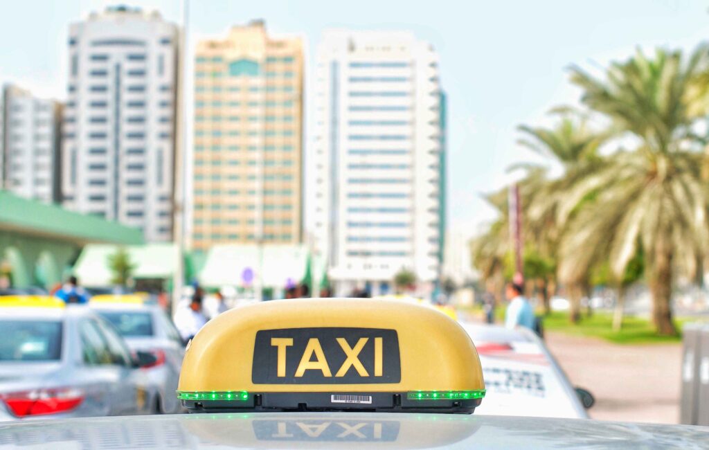 Exploring the Sacred Sites: The Role of Madinah Ziyarat Taxi Services in Spiritual Tourism