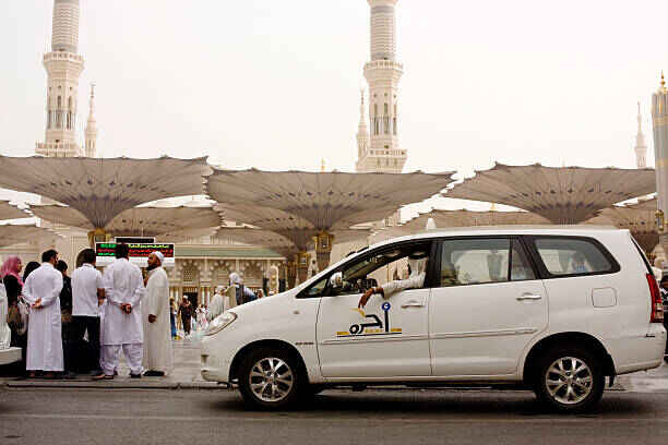 Madina Ziyarat Taxi Service